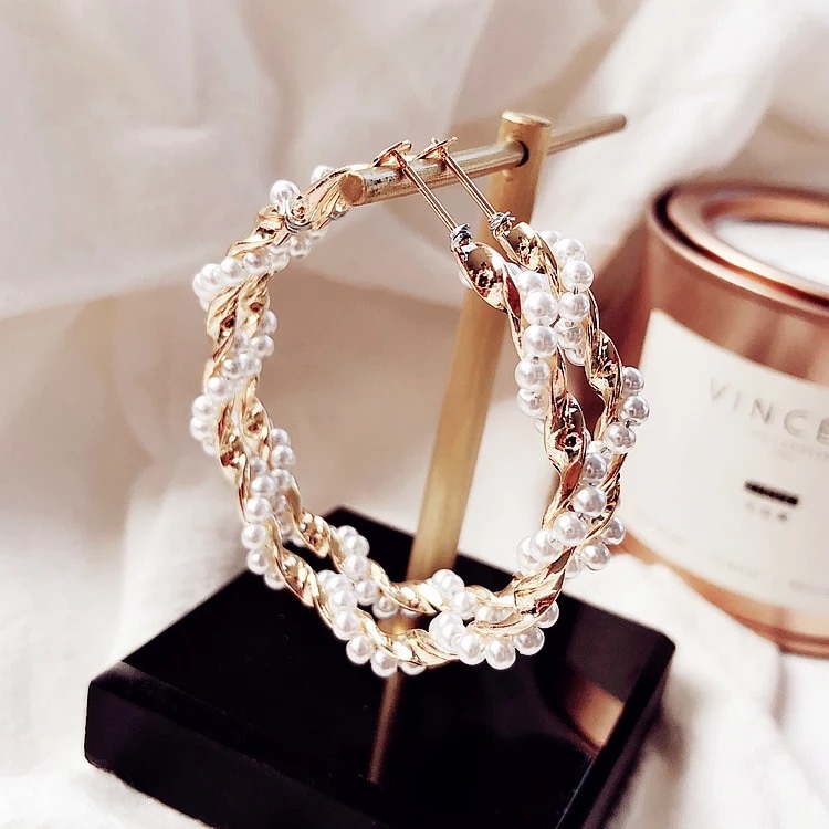 Cercei eleganti rotunzi mari auriii cu perle CW23